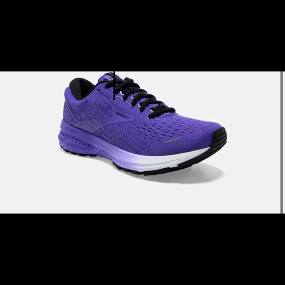 ISO!! Brooks Ghost 13